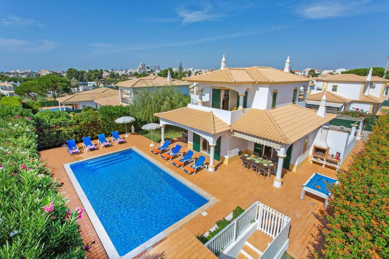 Villa White Sands - Private Oasis, Heated Pool, Beaches & Strip Nearby Albufeira Bagian luar foto